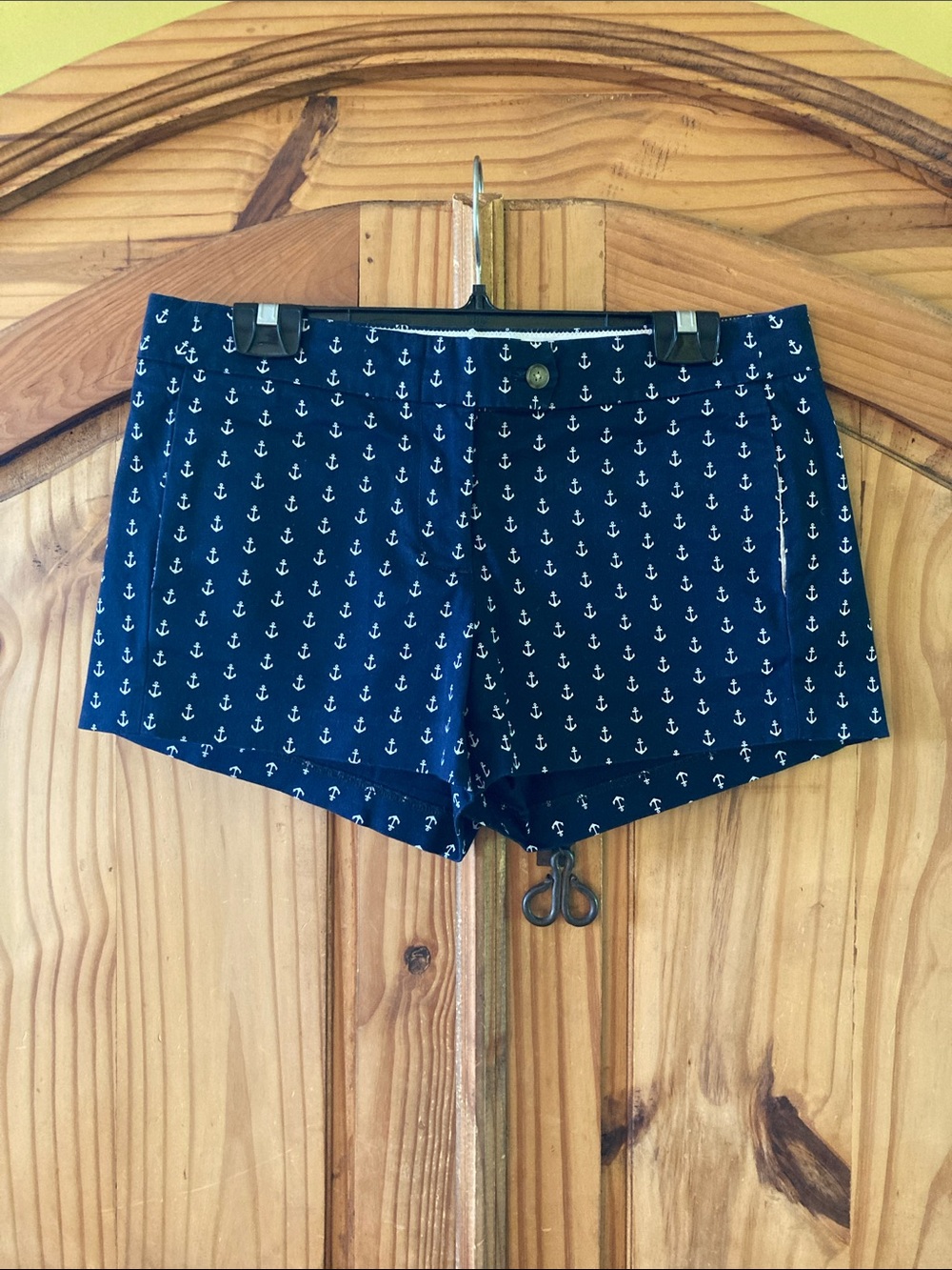 Women J. Crew City Fit Stretch blue white anchors chino shorts size 8